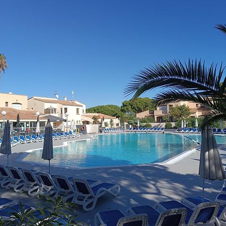 Studio Renove Dans Residence De Vacances Avec Grande Piscine Chauffee, Parking Et Terrasse Агд Екстер'єр фото