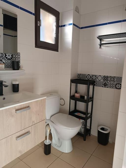 Studio Renove Dans Residence De Vacances Avec Grande Piscine Chauffee, Parking Et Terrasse Агд Екстер'єр фото